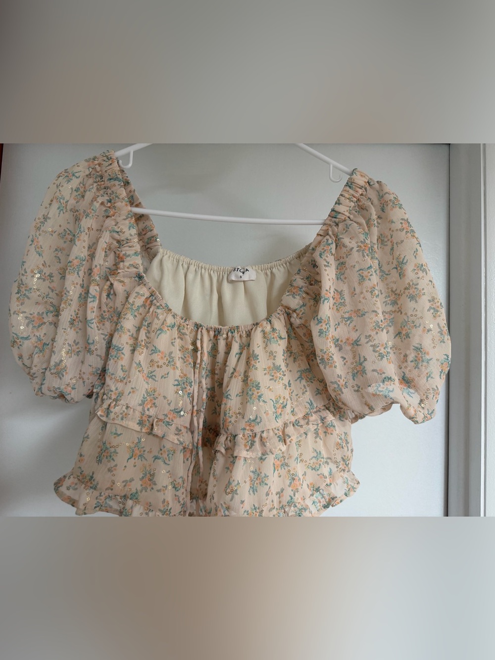 Storia Peach Floral Ruffle Peasant Blouse